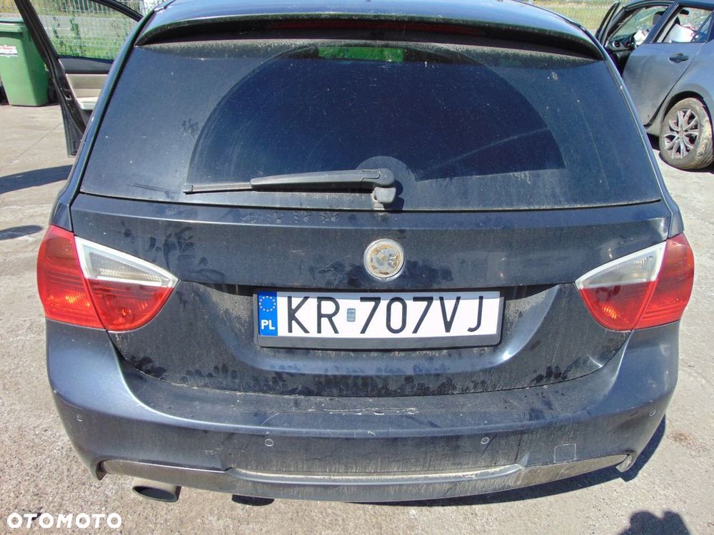 KLAPA BAGAŻNIKA TYŁ TYLNIA TYLNA BMW E9 KOD KOLORU : 416/9 - 2