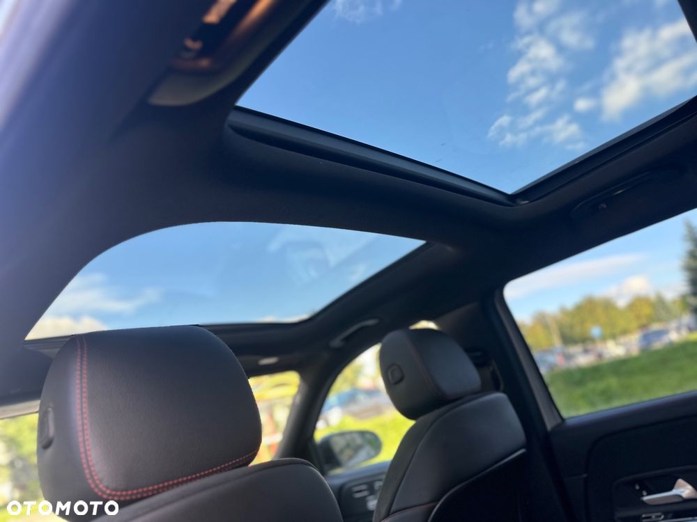 Mercedes-Benz GLB 250 4-Matic AMG Line 8G-DCT - 13