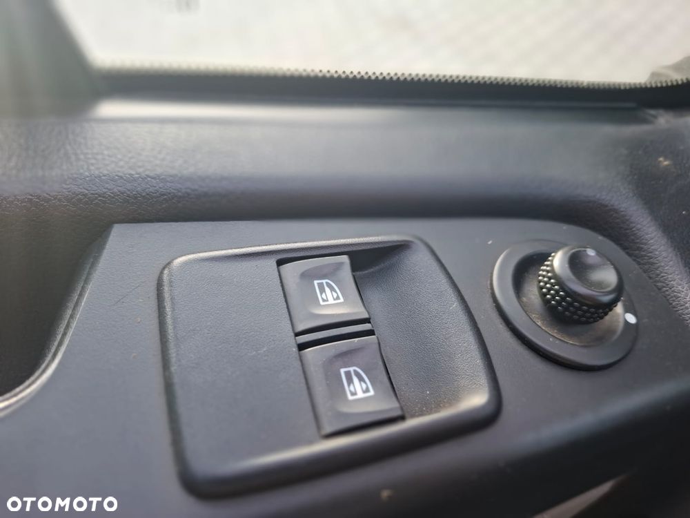 Renault Trafic 1.6 dCi - 18