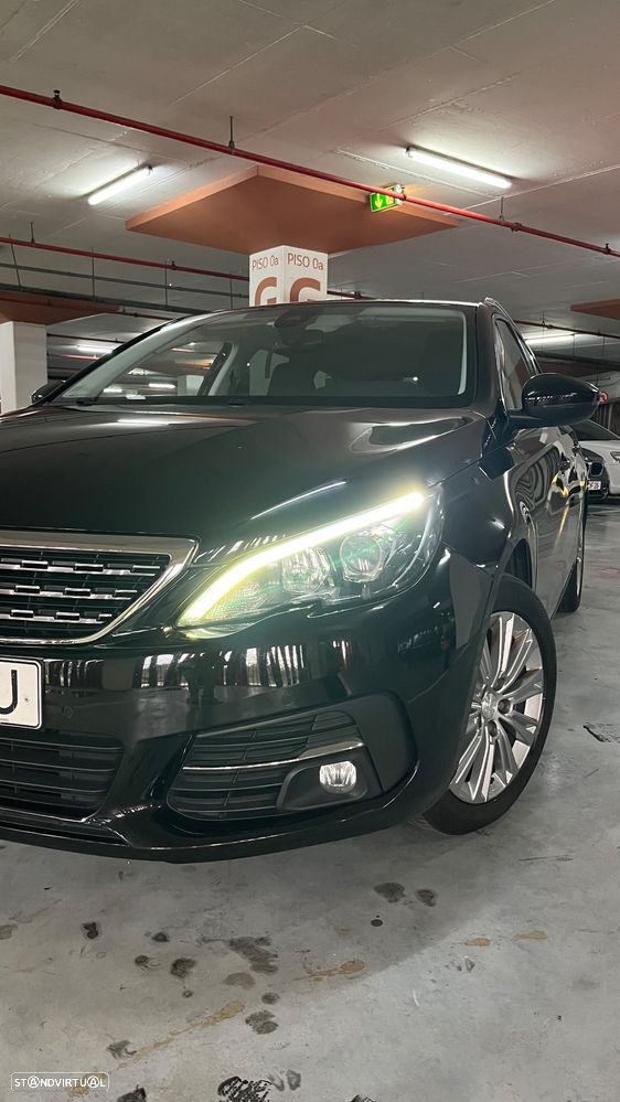 Peugeot 308 1.2 PureTech Allure EAT8 - 2