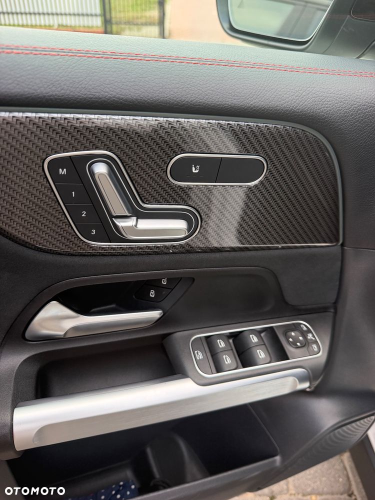 Mercedes-Benz GLB 2022
