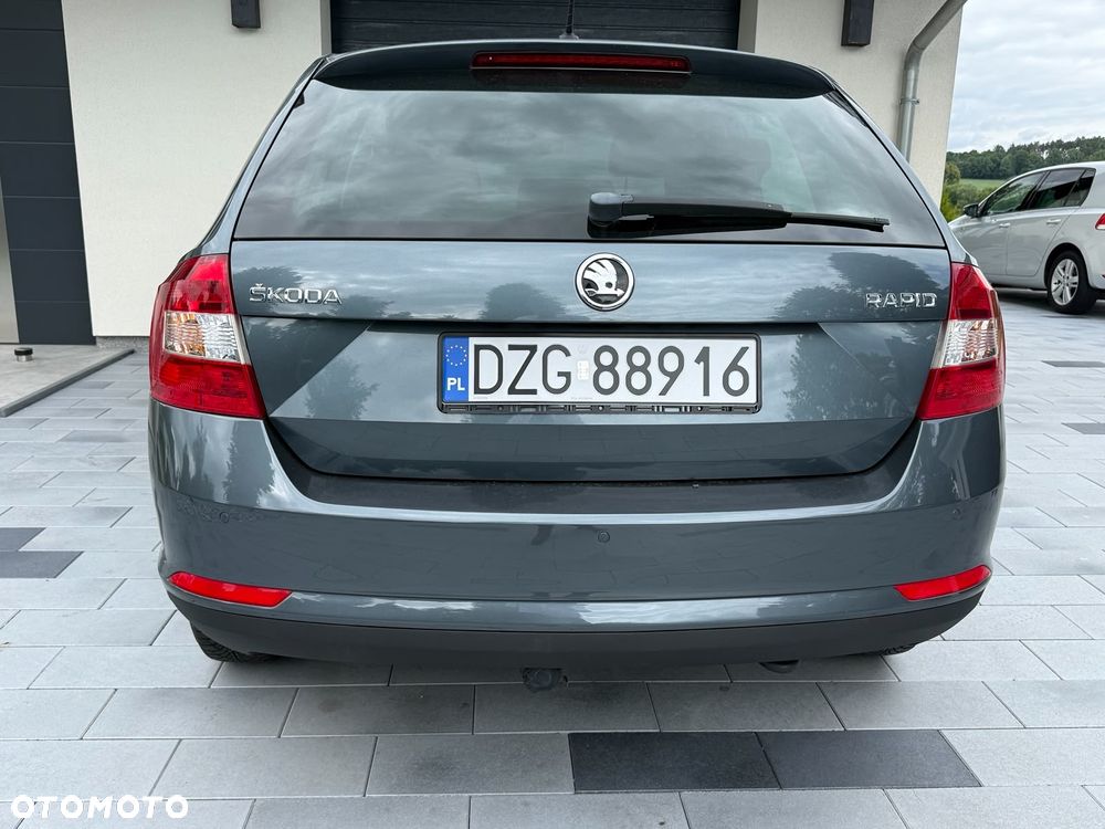 Skoda RAPID 1.4 TSI Joy DSG - 8