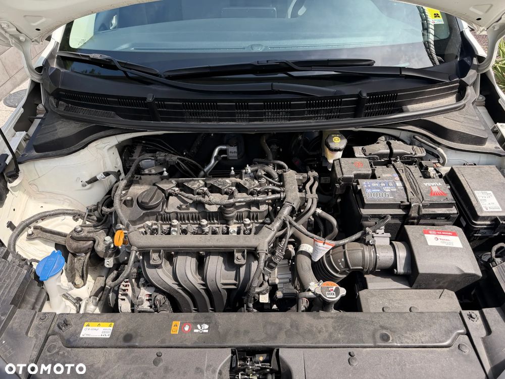 Kia Stonic 1.2 L - 10