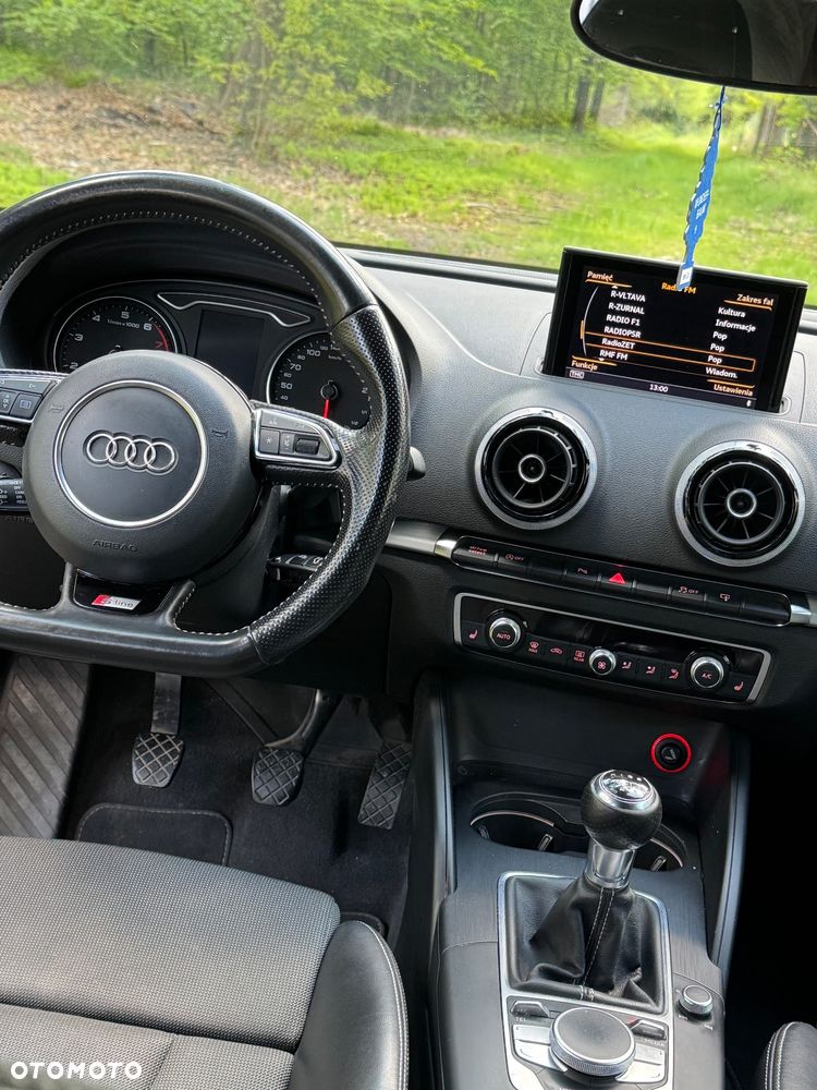 Audi A3 Sportback 1.2 TFSI S line Sportpaket - 15
