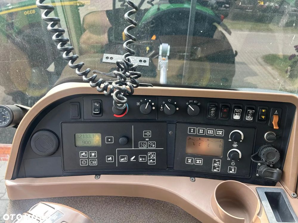John Deere 8330 POWERSHIFT - 21