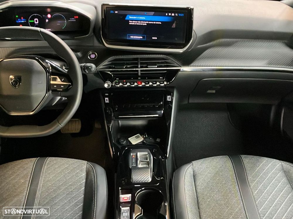 Peugeot e-2008 54 kWh Allure - 11