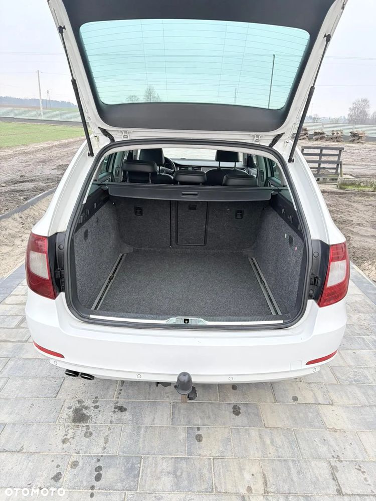 Skoda Superb 2.0 TDI Exclusive - 10