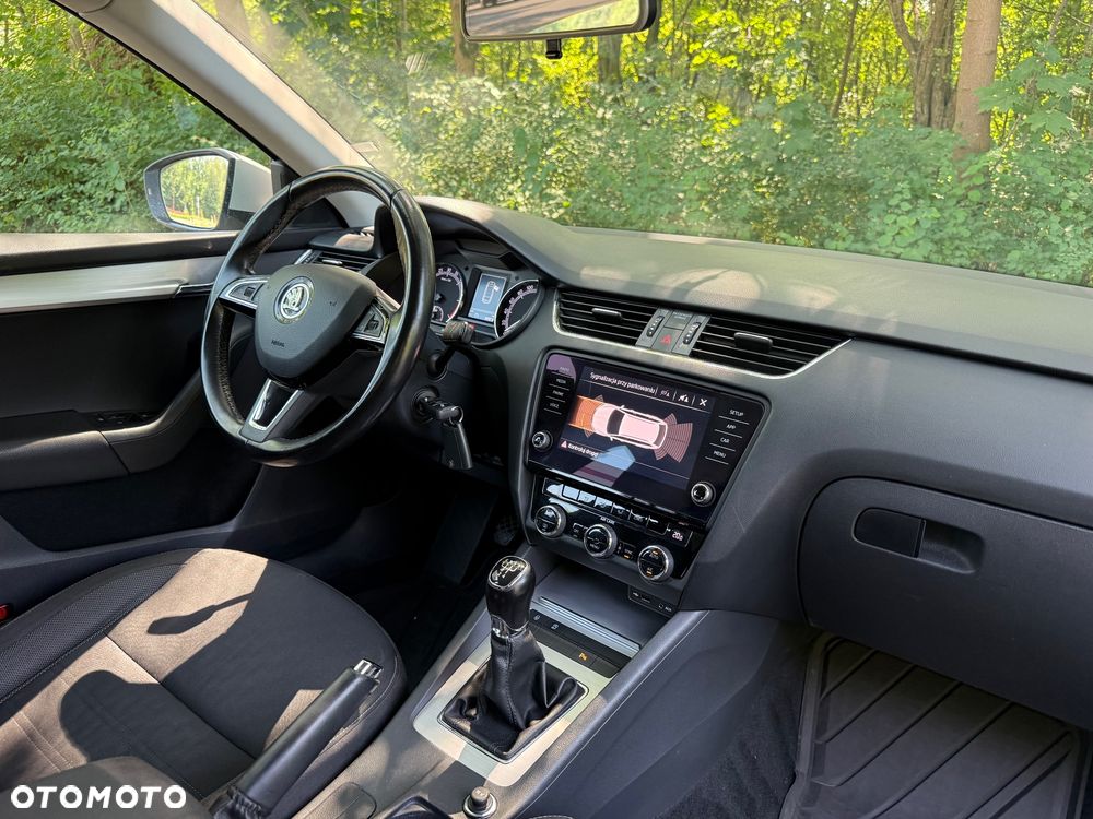 Skoda Octavia 1.6 TDI Ambition - 17