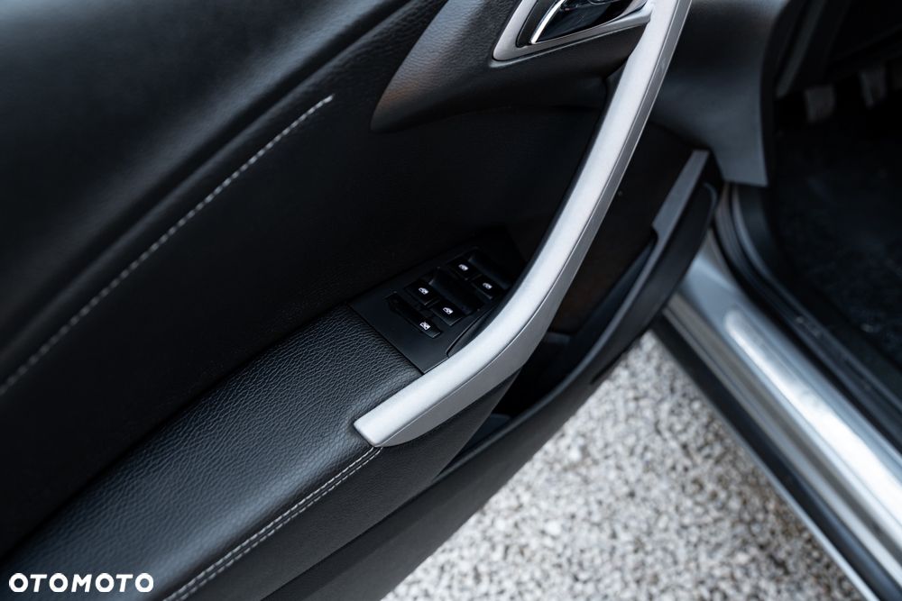 Opel Astra 1.4 Turbo 150 Jahre - 19