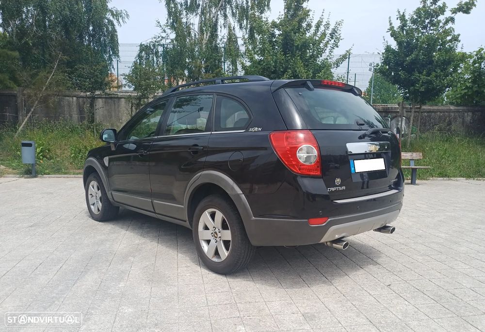 Chevrolet Captiva 2.0 VCDi Seven 7L - 16