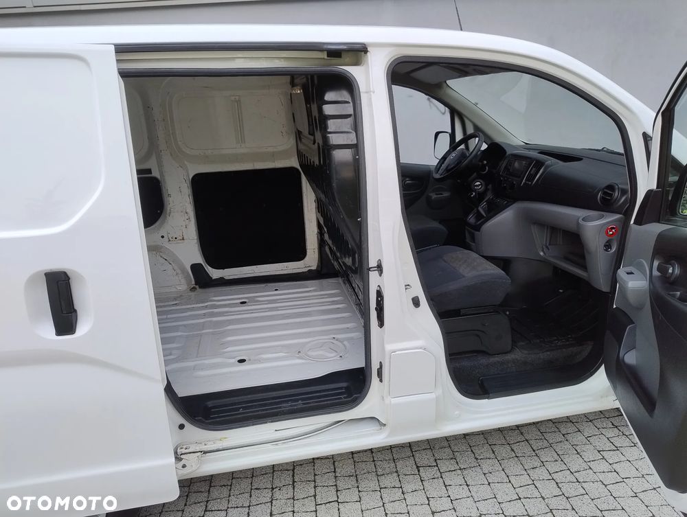 Nissan NV200 PO LIFT 1.5 DCI (90KM) 5-BIEGÓW FULL OPCJA KLIMA TEMPOMAT NAVI KAMERA STAN IDEALNY BEZWYPADKOWY SERWIS KM NIE MA RDZY ! ! ! - 20