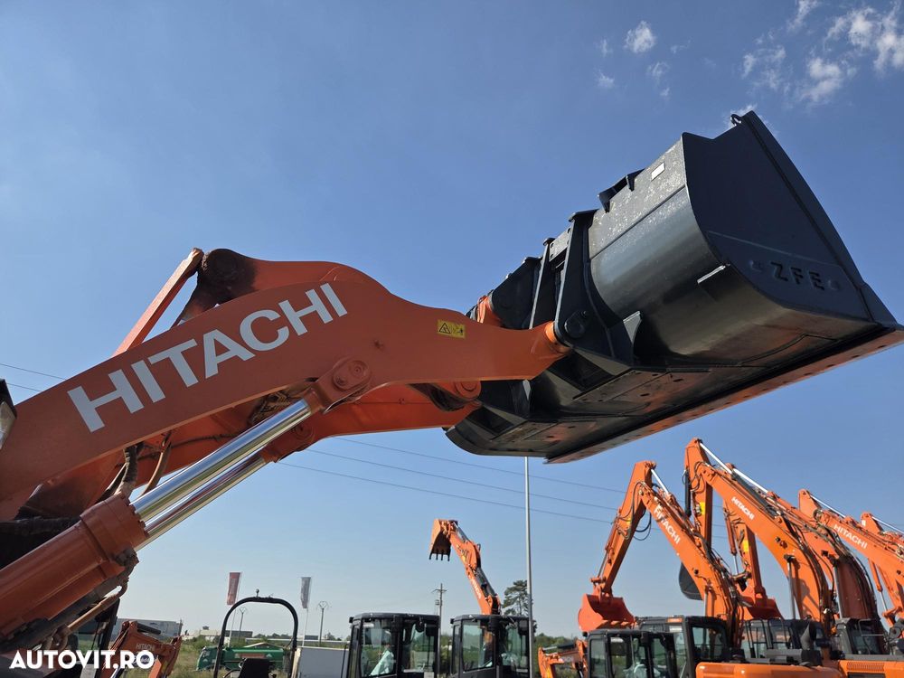 Hitachi ZW310-6, 2019, 7.734h, cupa 5mc, 28 tone, Gresare automata, Cantar, Anvelope Goodyear L5 70% ok, camera spate, consum 17,6l/h, descarca la 4,4m, motor 285CP, VIRARE JOYSTICK, revizii ok, STARE FOARTE BUNA, posibilitate leasing-PROMOTIE 98.750 eur+Tva - 26