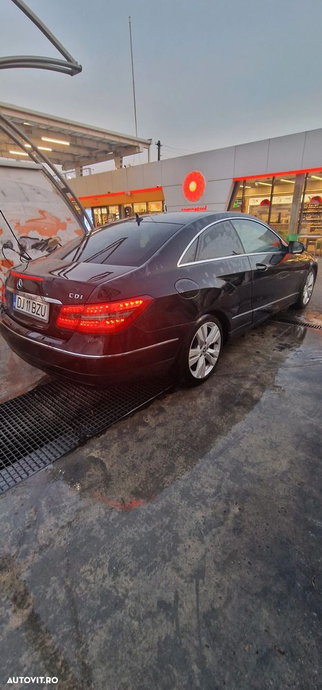 Mercedes-Benz E 250 CDI DPF BlueEFFICIENCY Automatik Avantgarde - 14