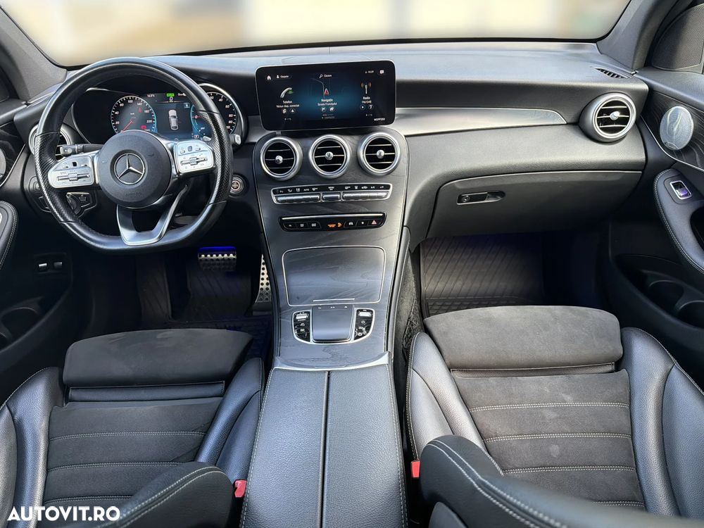 Mercedes-Benz GLC Coupe 300 e 4Matic 9G-TRONIC AMG Line Plus - 19
