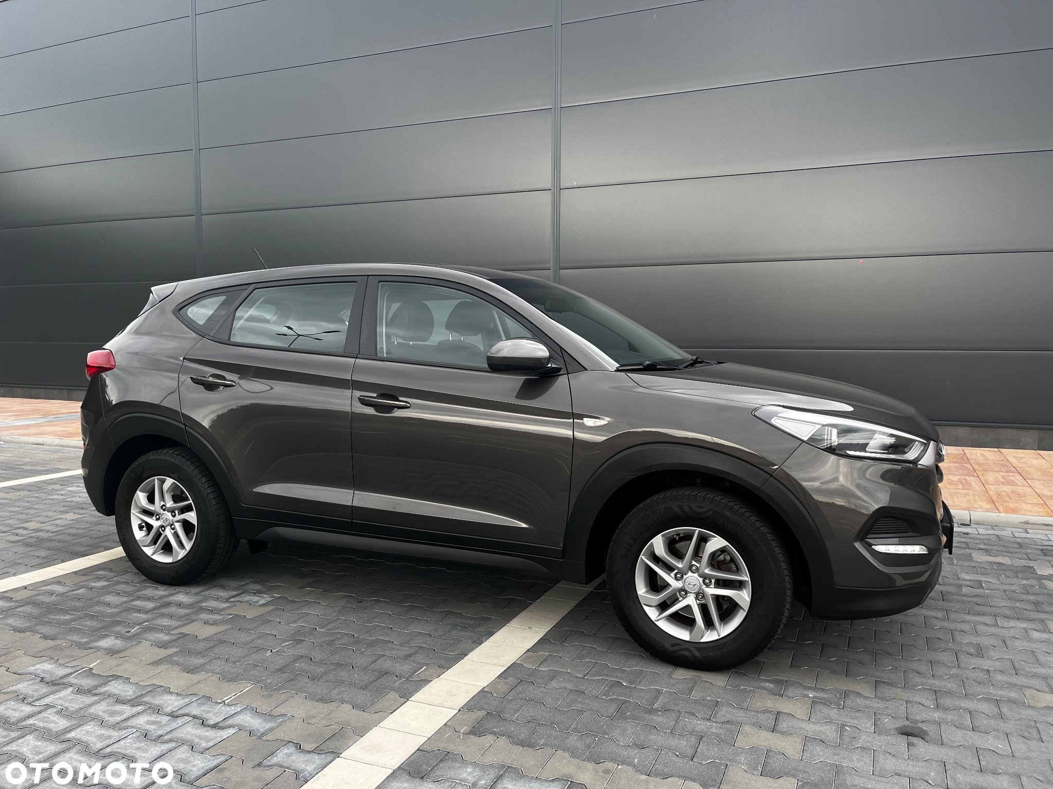 Hyundai Tucson 1.6 GDI BlueDrive Comfort 2WD - 9
