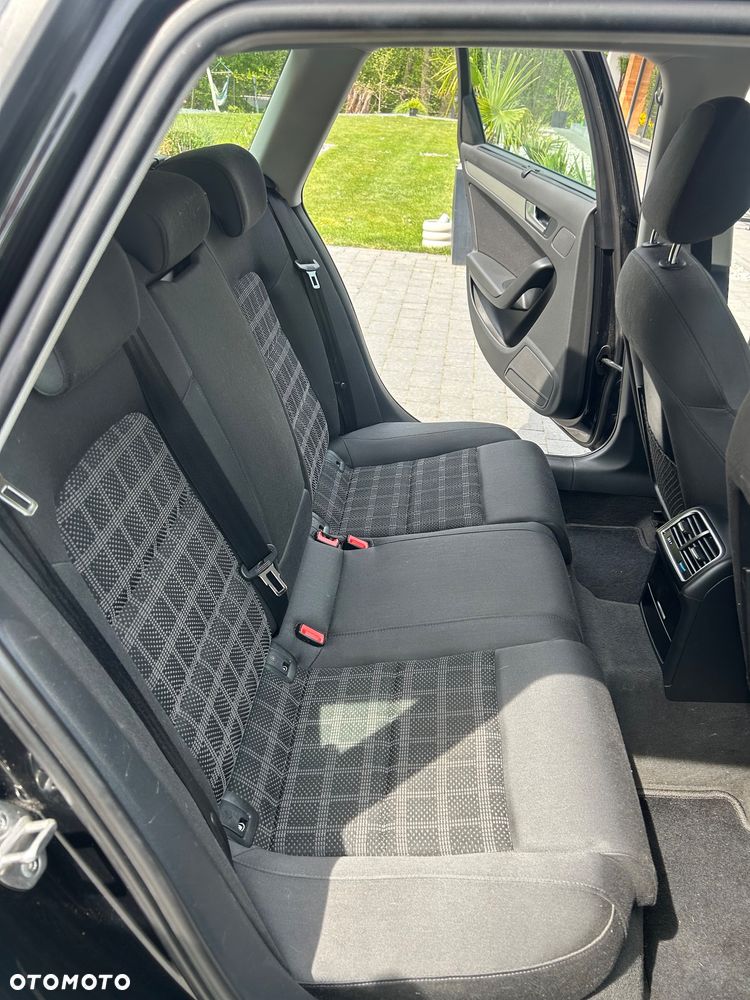 Audi A4 Avant 2.0 TDI - 25