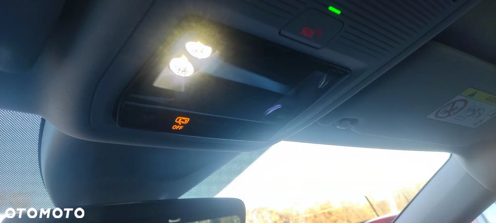 Skoda Octavia 2.0 TDI DSG Style - 21