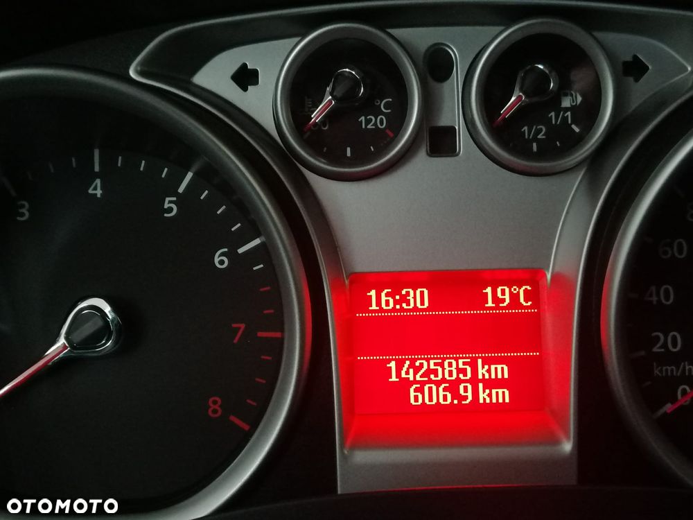 Ford Focus 1.6 Sport - 10