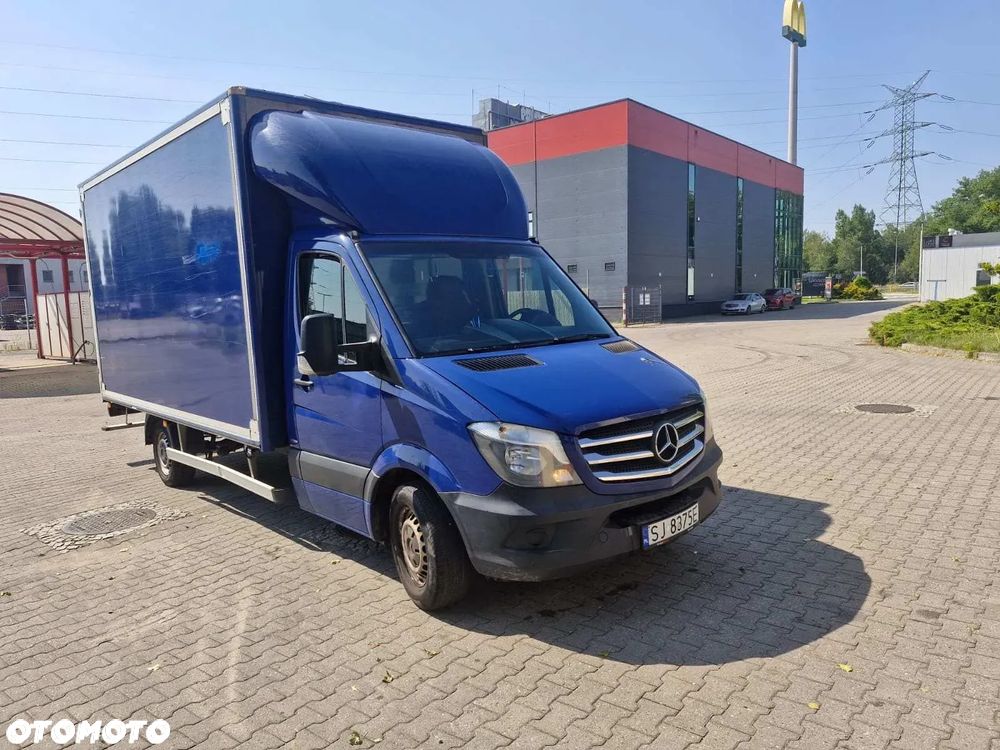 Mercedes-Benz Sprinter - 2