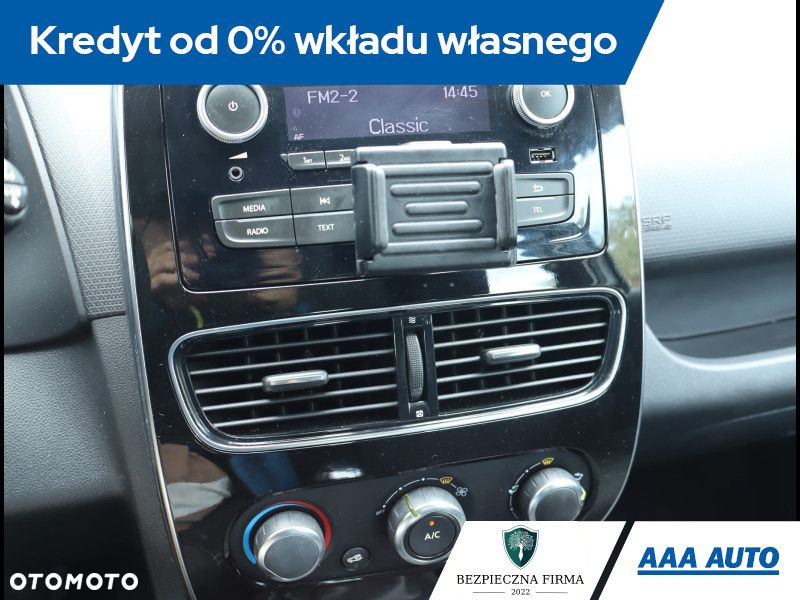 Renault Clio - 13