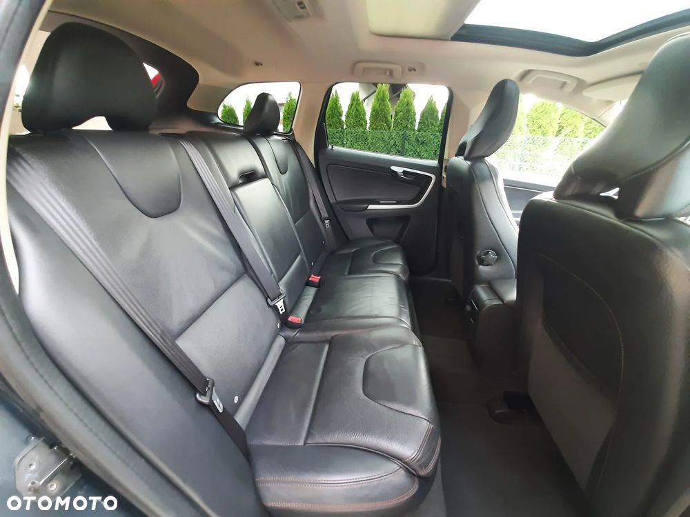 Volvo XC 60 - 11