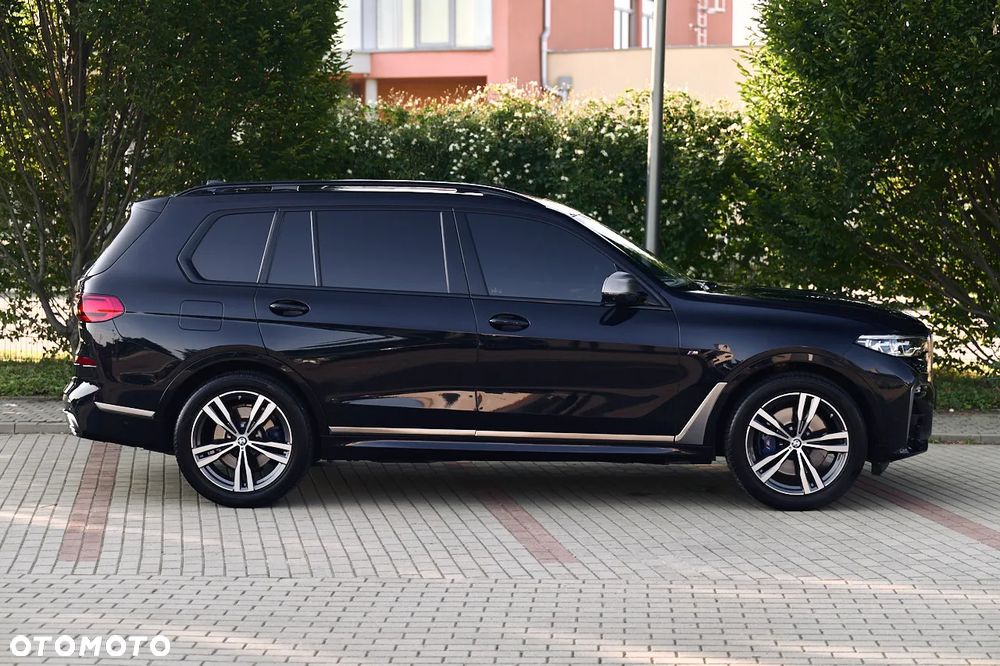 BMW X7 M50d - 16