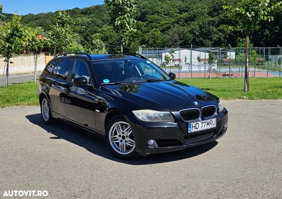 BMW Seria 3 318d DPF - 1