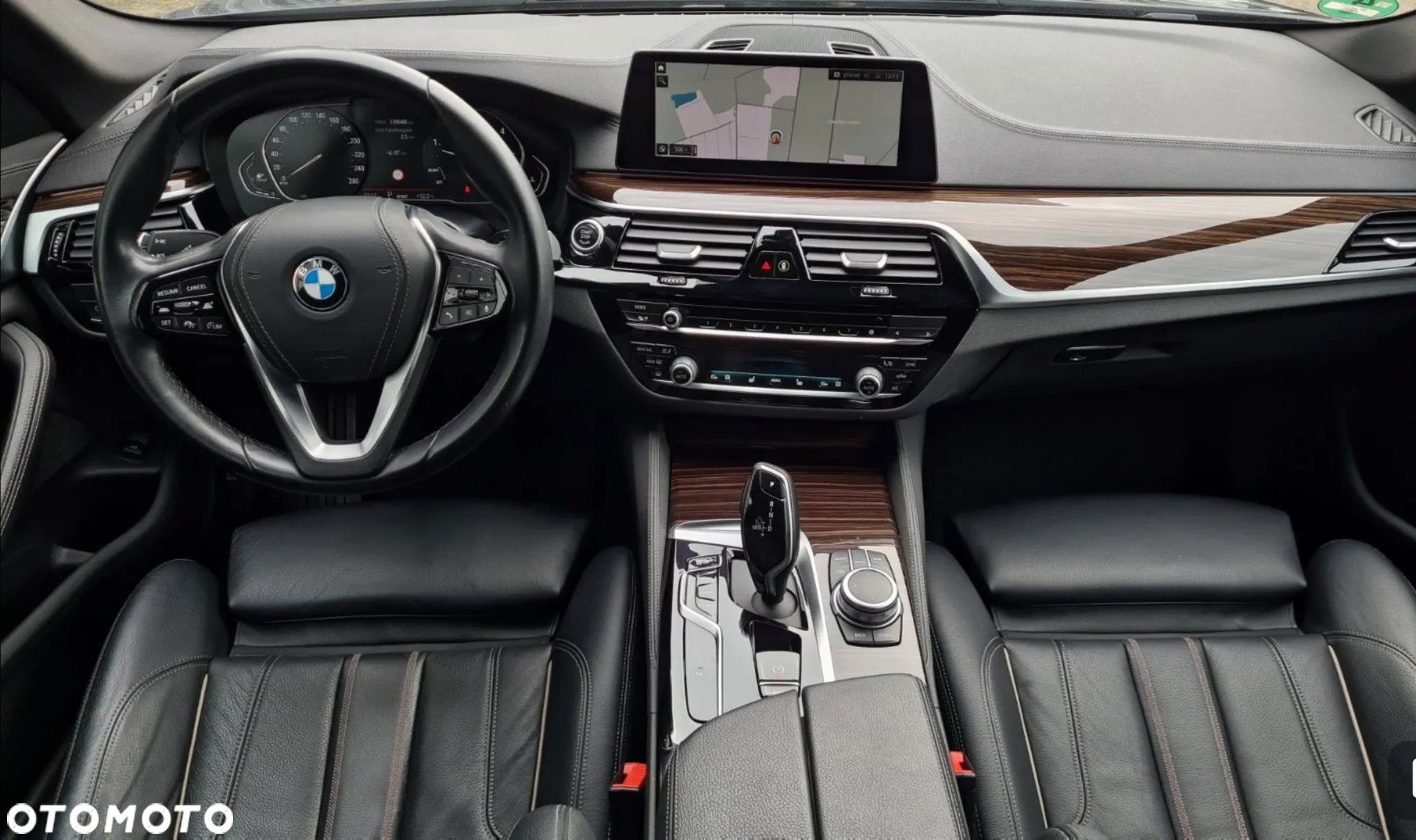 BMW Seria 5 520d Luxury Line - 9