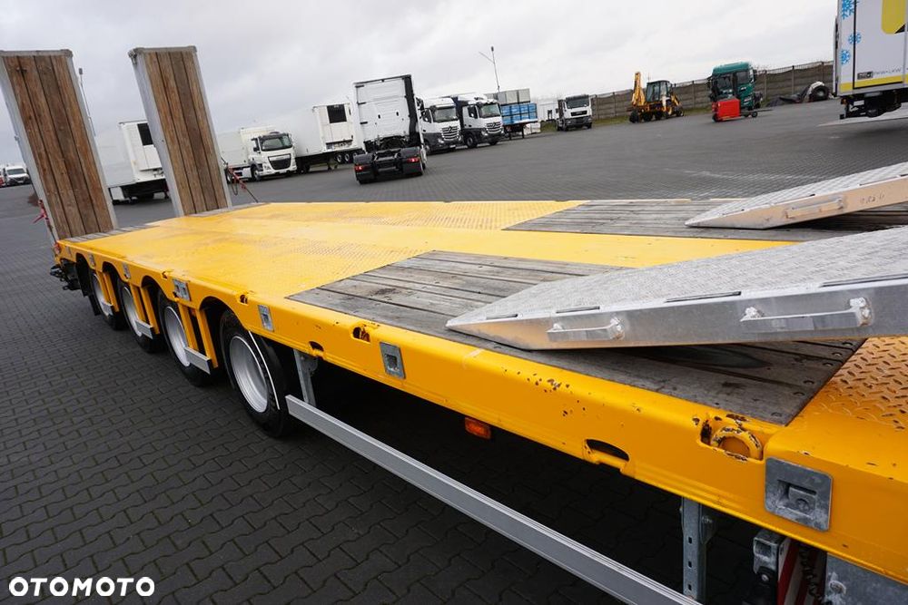 Bodex / NISKOPODWOZIOWA / 4 OSIE / NAJAZDY / 2 X OŚ SKRĘTNA / DMC 65 000 KG / JAK NOWA - 15
