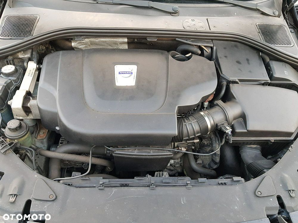 Volvo V60 D4 Momentum - 21