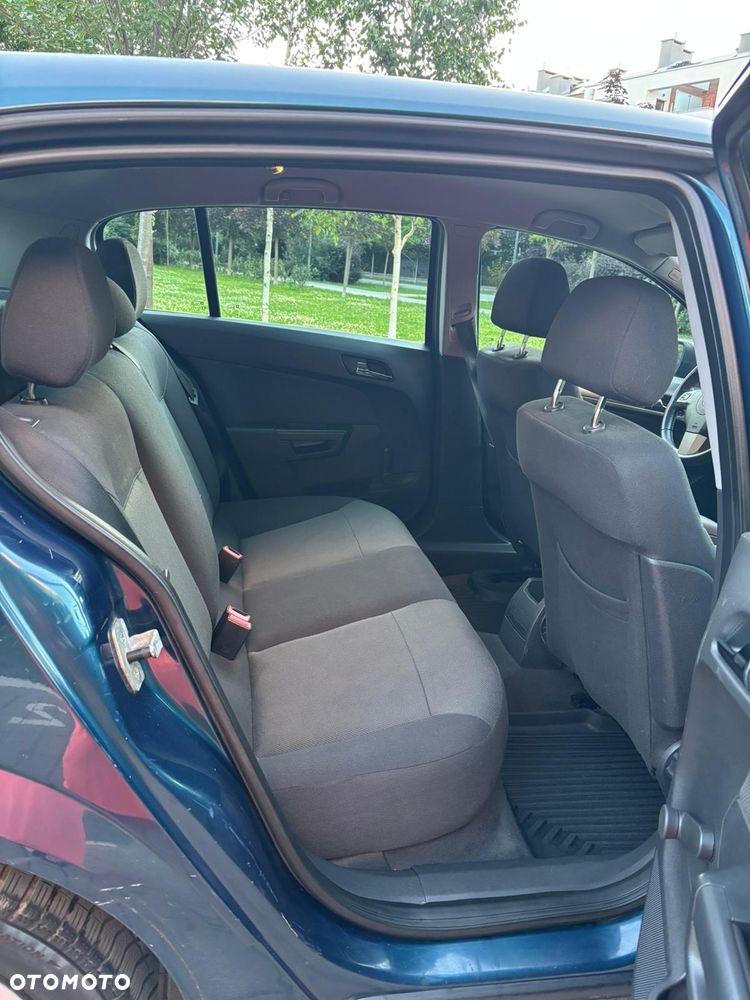 Opel Astra 1.6 Cosmo - 8
