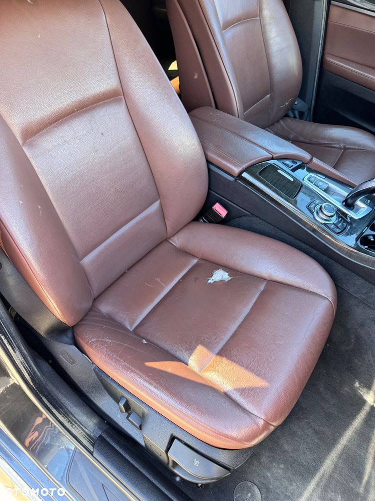 BMW Seria 5 525d - 14