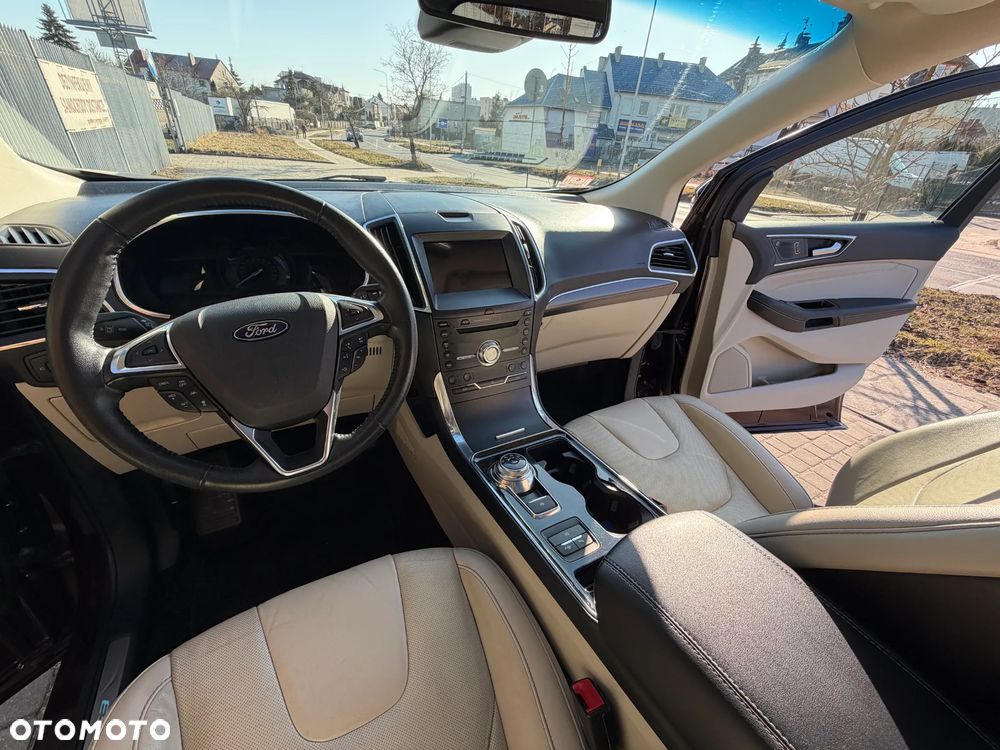 Ford Edge - 21