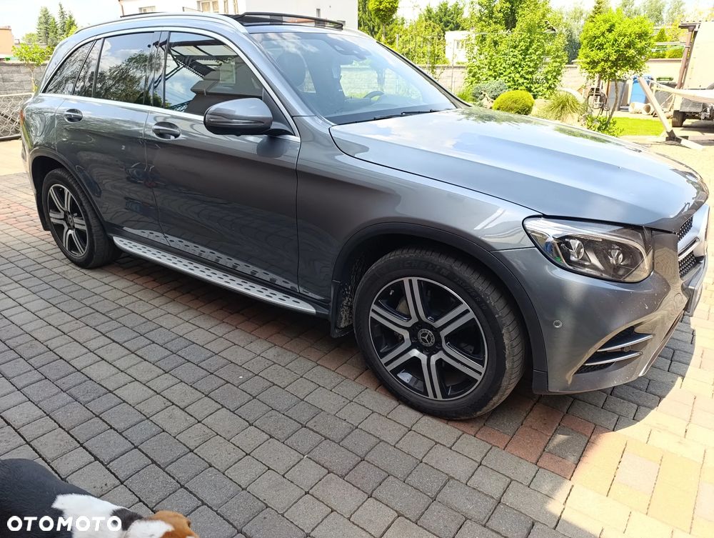 Mercedes-Benz GLC - 9