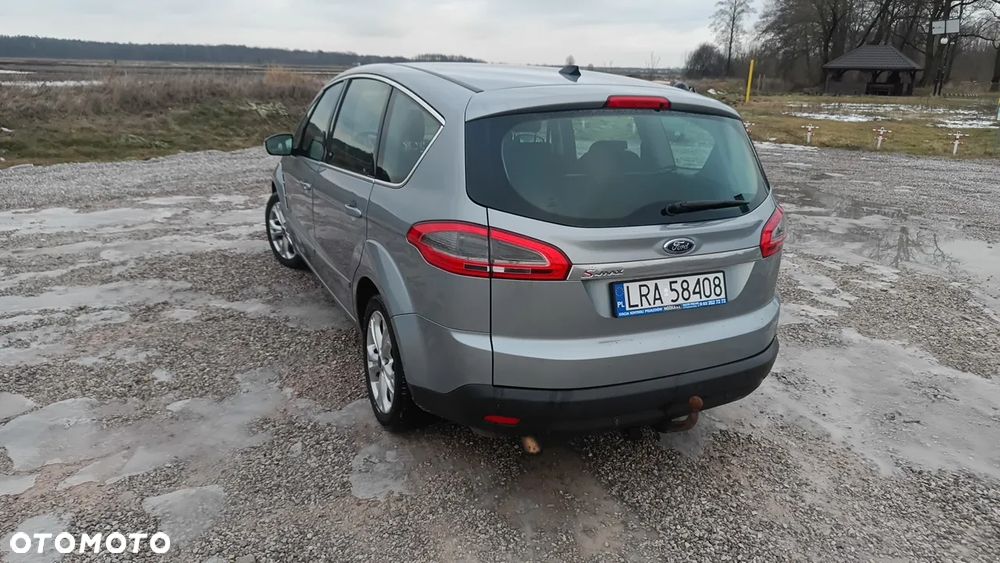 Ford S-Max - 18