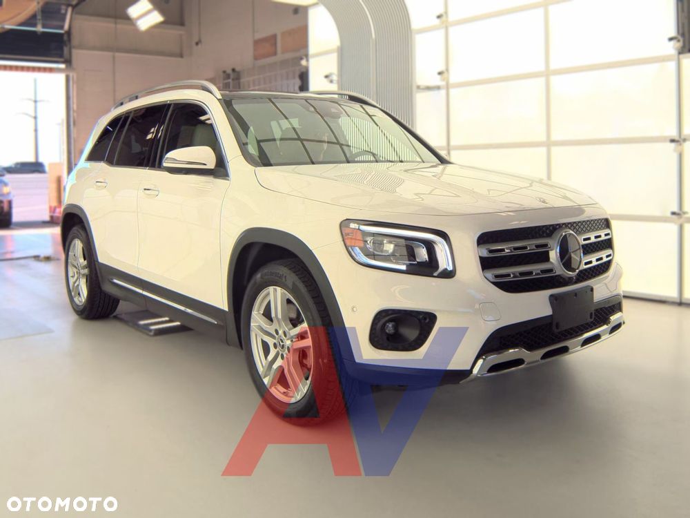 Mercedes-Benz Glb