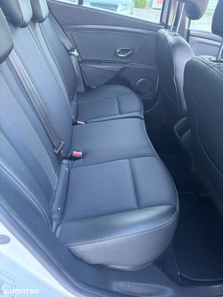 Renault Megane 1.5 dCI Privilege - 9