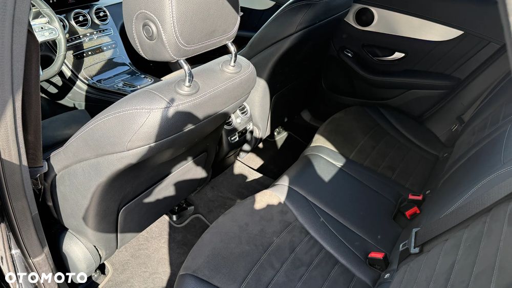 Mercedes-Benz GLC 300 d 4Matic 9G-TRONIC AMG Line - 14