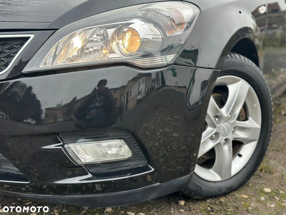 Kia Ceed 1.6 CRDi Spirit - 13