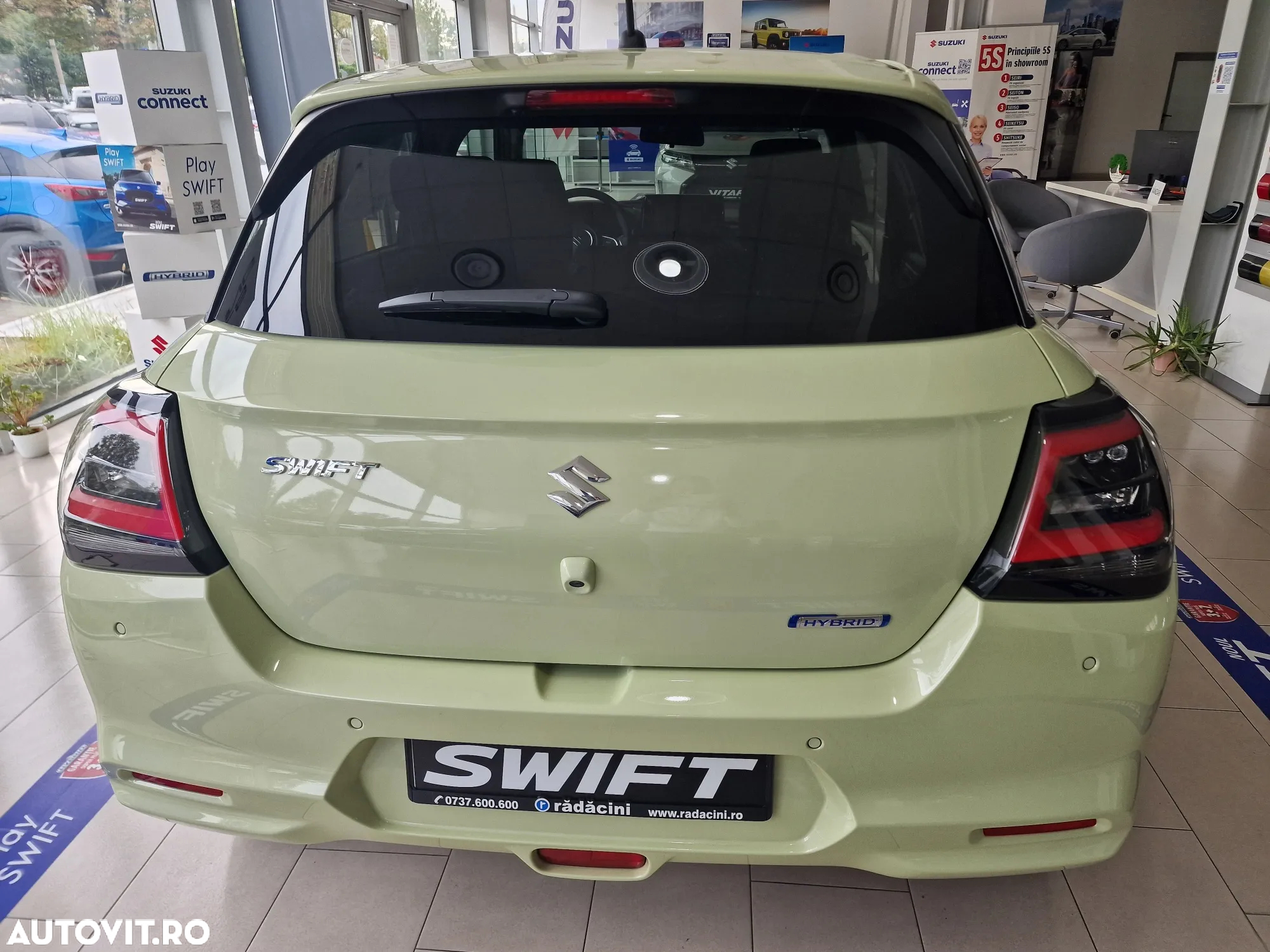 Suzuki Swift 1.2 Dualjet 12V MHEV CVT Passion - 5