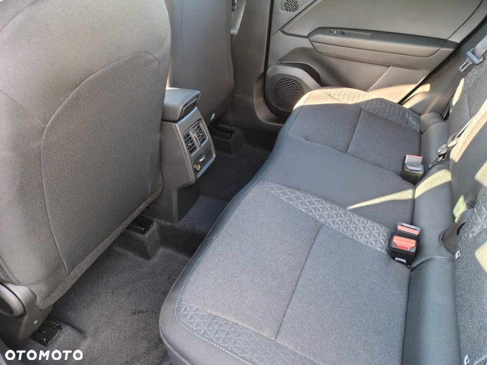 Mitsubishi ASX - 10