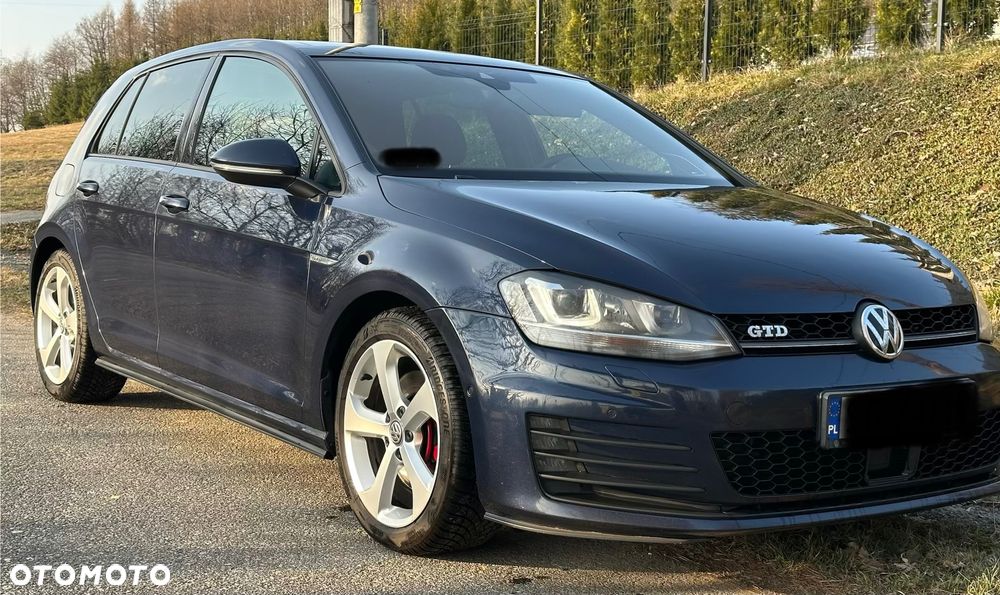 Volkswagen Golf - 18