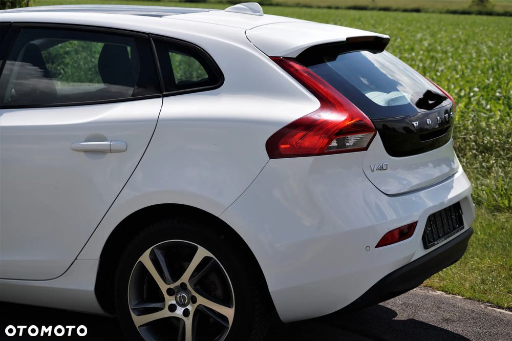 Volvo V40 - 11