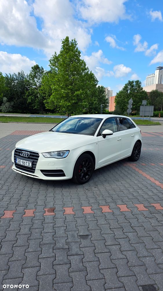 Audi A3 Sportback 1.6 TDI - 14