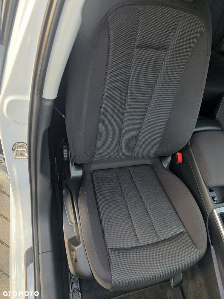 Audi A4 Avant 2.0 TDI DPF multitronic S line Sportpaket - 8