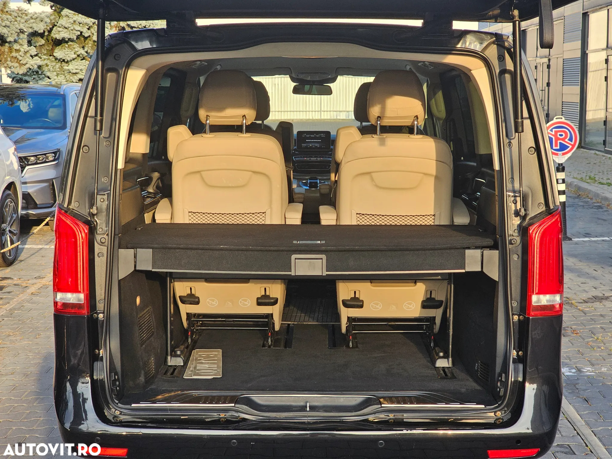Mercedes-Benz V 250 BlueTEC Aut. Long Avantgarde - 23