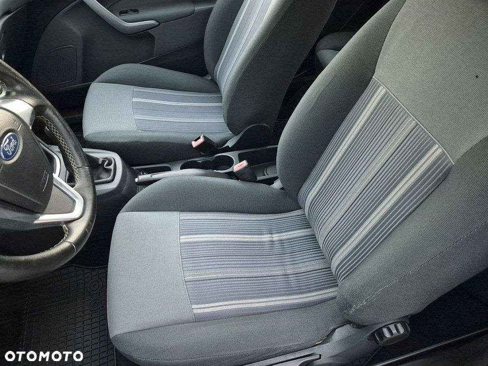 Ford Fiesta 1.25 Trend - 8