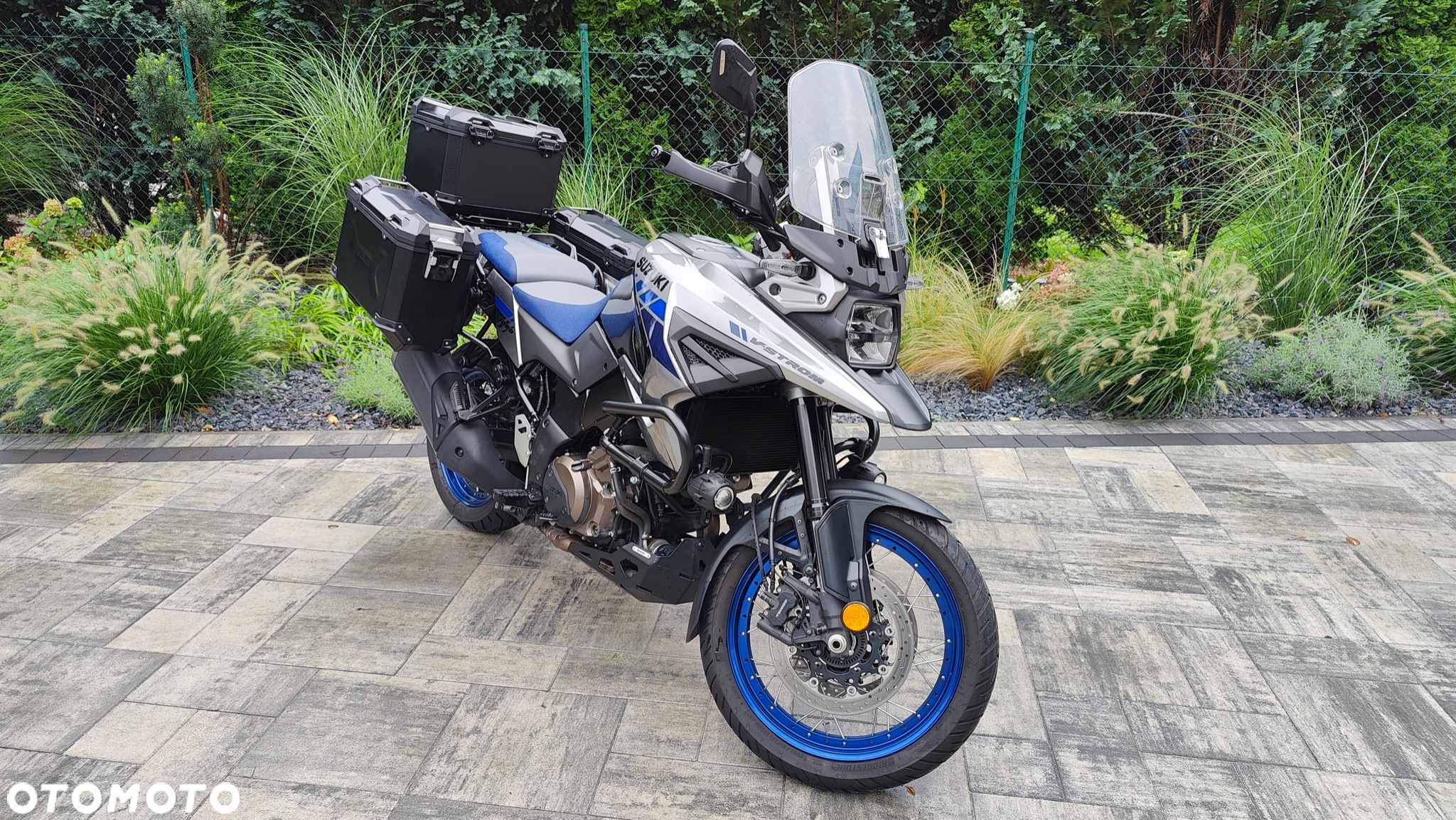 Suzuki DL - 2