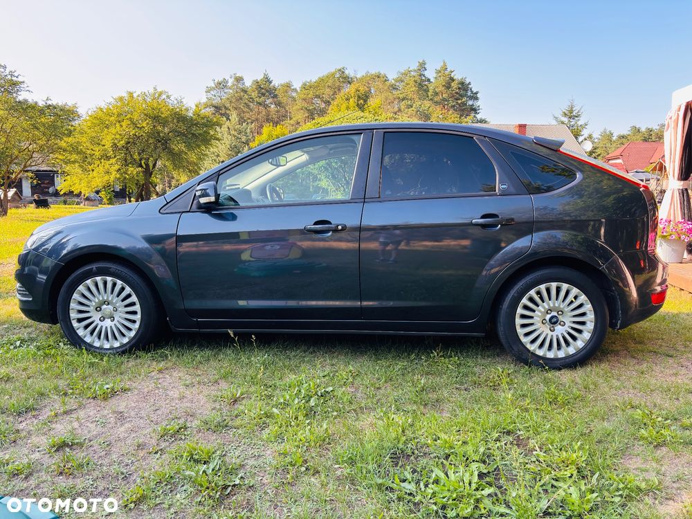 Ford Focus 2.0 16V Titanium - 8