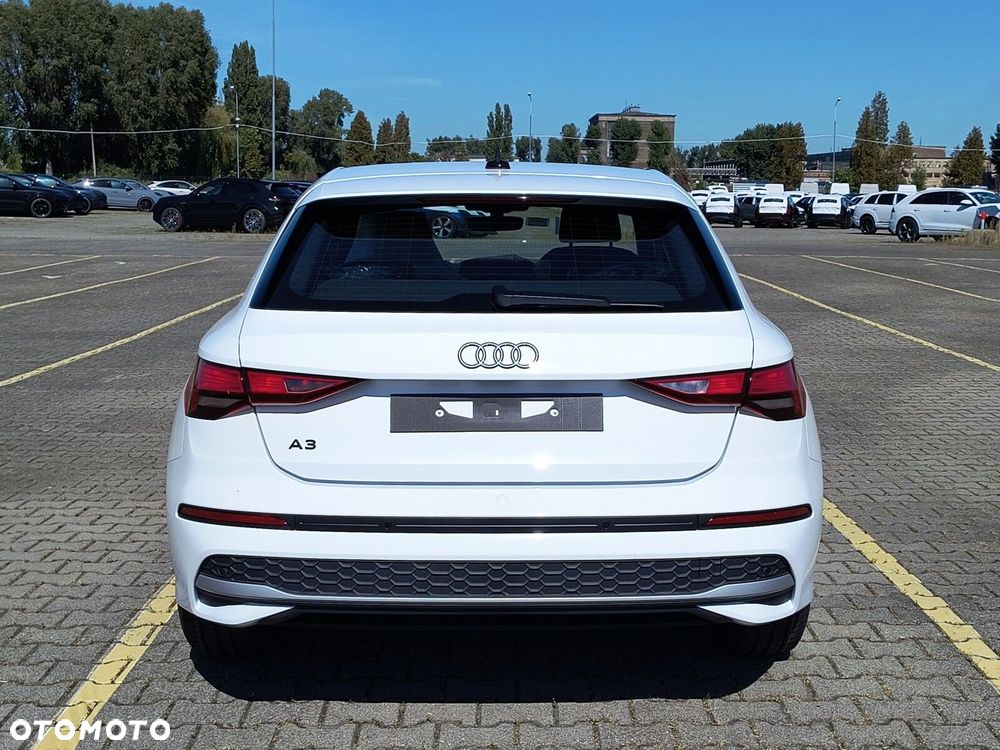 Audi A3 Sportback - 9